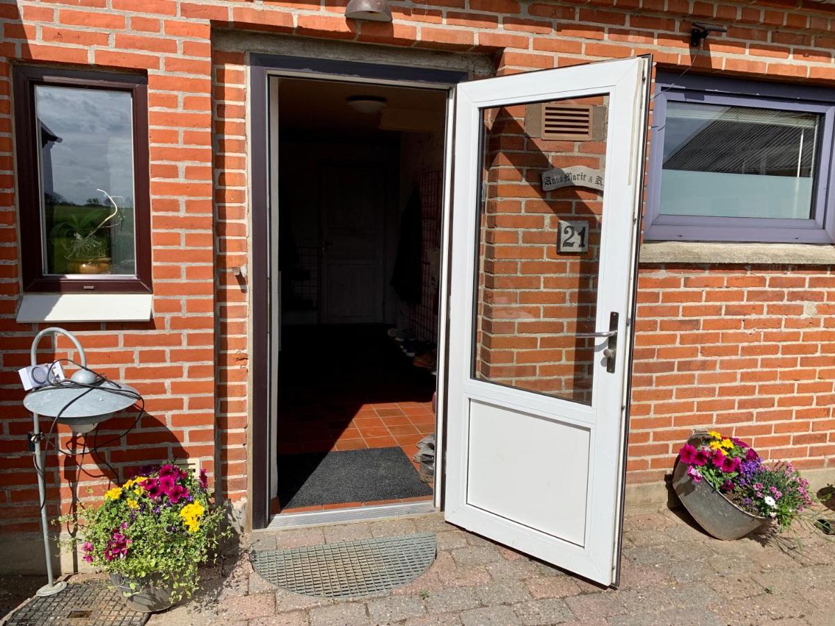 Hennebjerg Overnatning Stavso Exterior photo